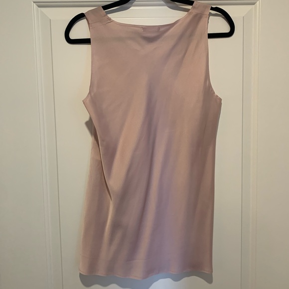 Blush tank top size medium - Picture 4 of 5